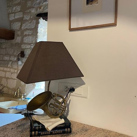 La Maison D'Alienor - Gites De Caractere A Chablis - 89 外观 照片