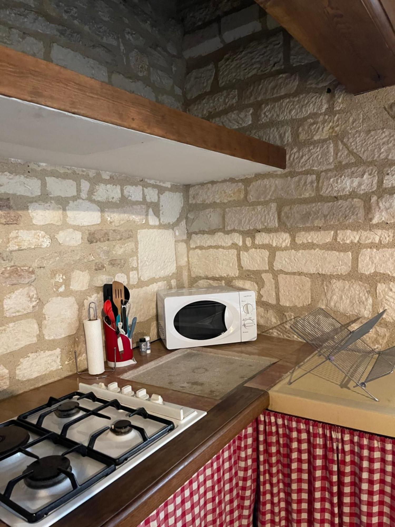 La Maison D'Alienor - Gites De Caractere A Chablis - 89 外观 照片