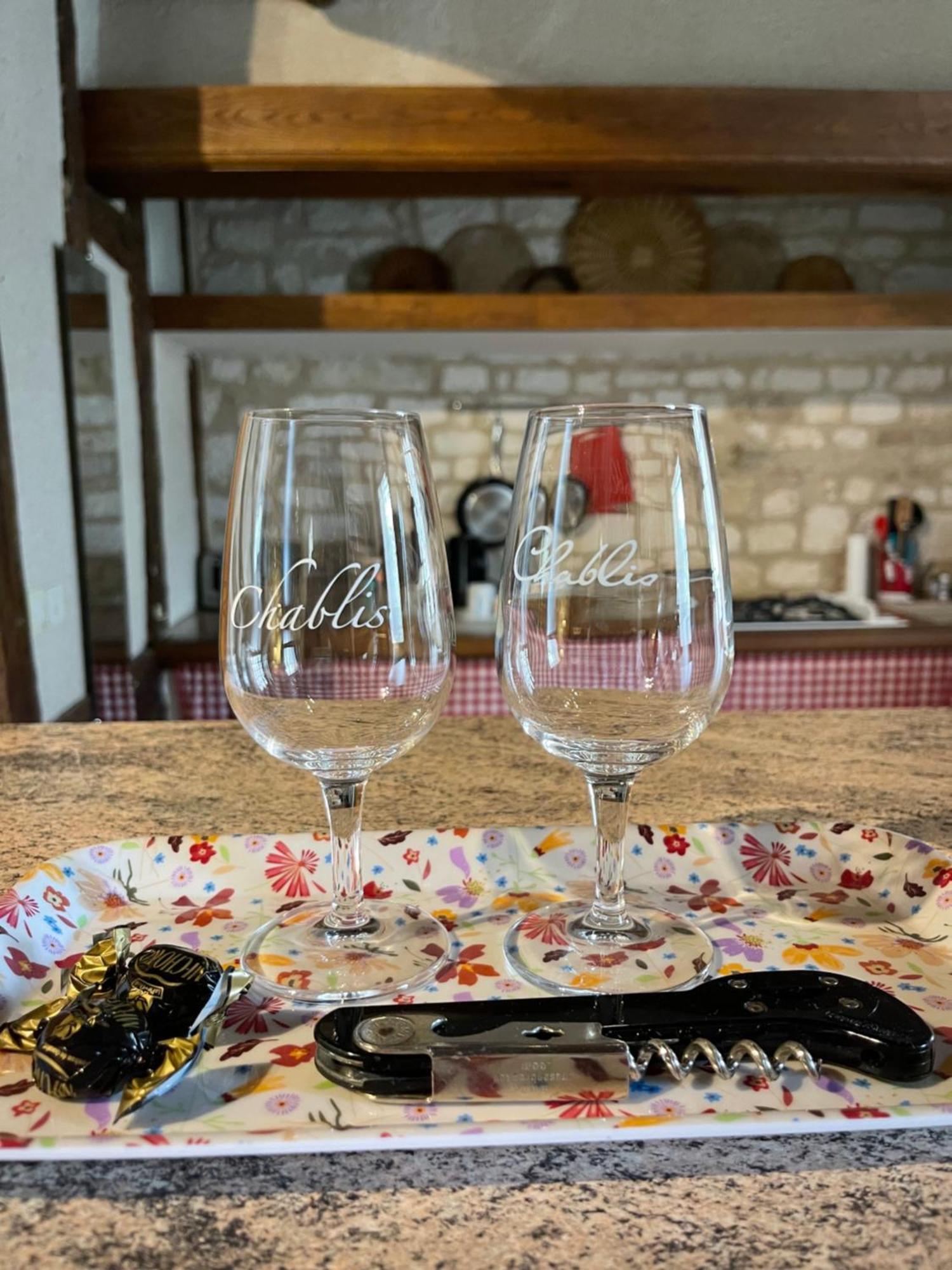 La Maison D'Alienor - Gites De Caractere A Chablis - 89 外观 照片